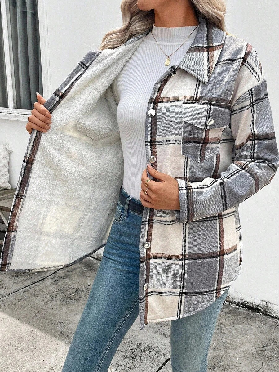 Ingrid | Klassisk Trenchcoat i Vinterudgave