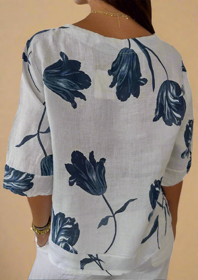 Sanne | Blomstret bluse med knap foran